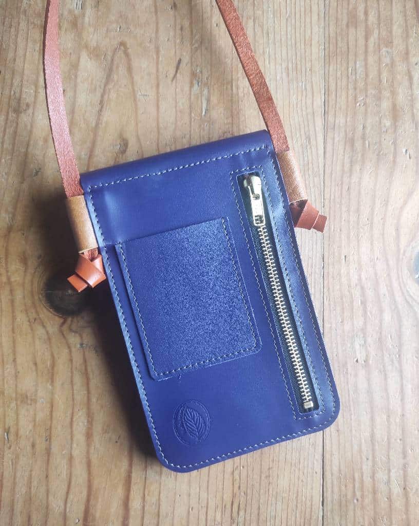 Sac Minty etui téléphone en cuir fabriqué en France Violet foncé et camel