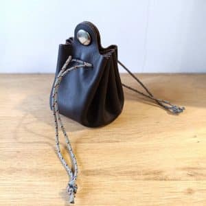 Bourse porte monnaie en cuir fabriquée en france marron et gris