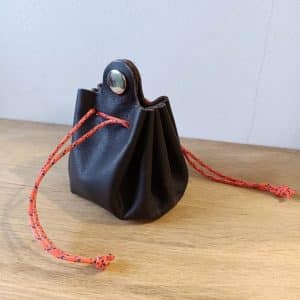 Bourse porte monnaie en cuir fabriquée en france marron et orange